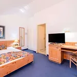 Georgenhof Otel 3*