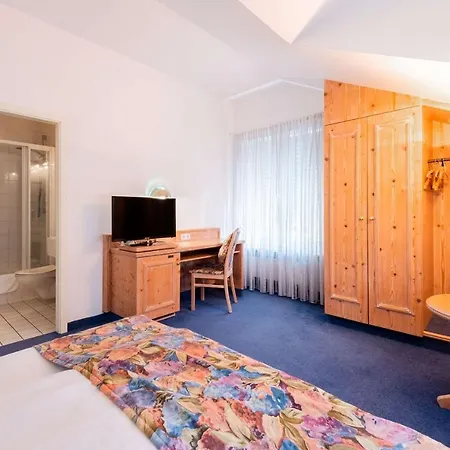 Muenchen Georgenhof 3*