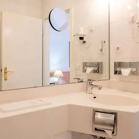 Muenchen Georgenhof 3*