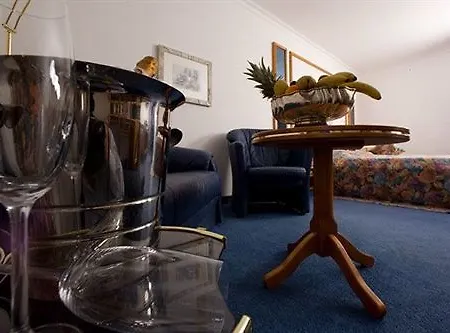 Muenchen Georgenhof Hotel 3*